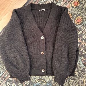 Lover Bonas Black cardigan with tortoises buttons